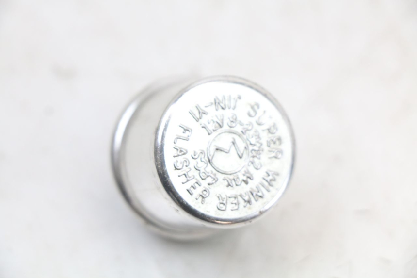 photo de TURN SIGNAL RELAY SUZUKI GSX E 250 (1982 - 1983) - Zoom on usage condition