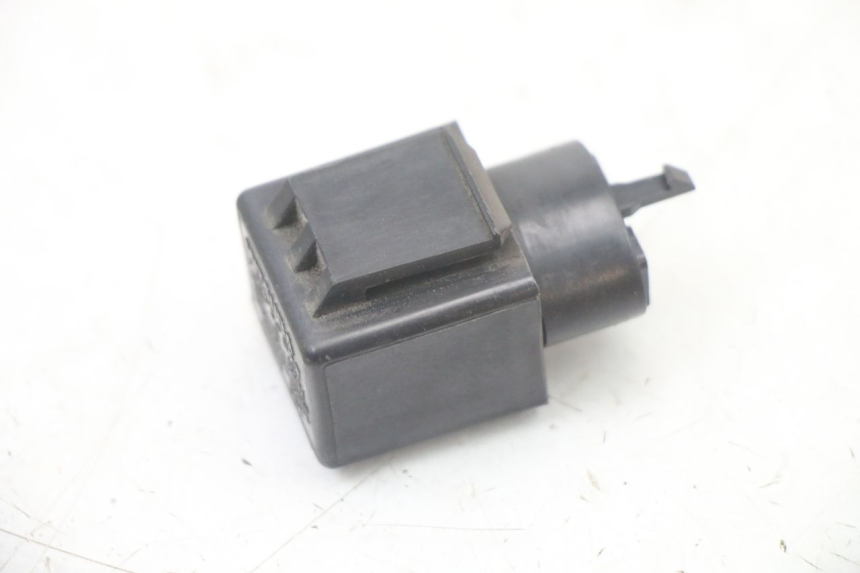 photo de TURN SIGNAL RELAY HONDA SH i 300 (2015 - 2020) - Zoom on usage condition