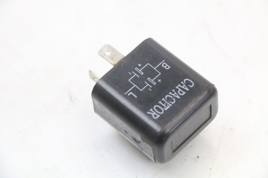 photo de TURN SIGNAL RELAY HYTRACK HY S 4X4 410 (2013 - 2016) - Surface and material condition