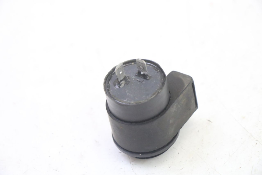 photo de FLASHER RELAY SYM JET 14 4T 50 (2018 - 2022) - Zoom on usage condition