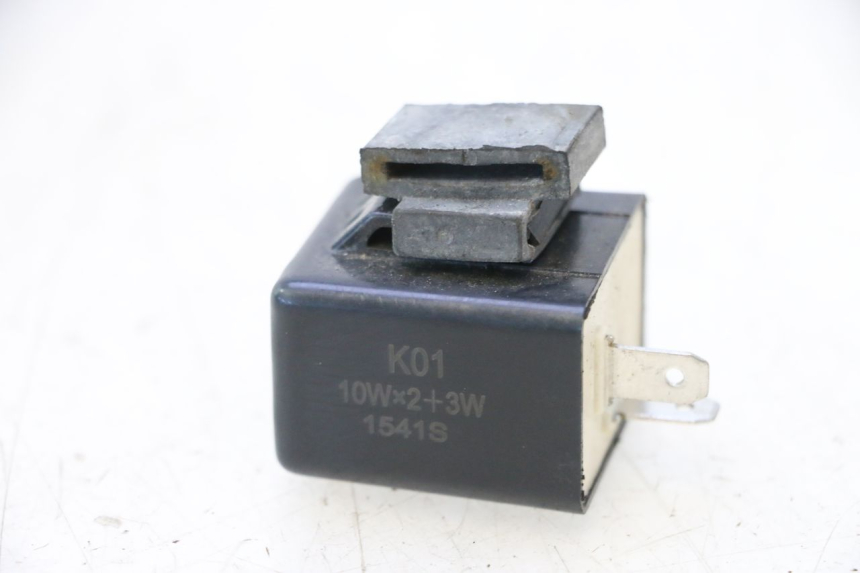 photo de TURN SIGNAL RELAY RIDE JUMP 2T 50 (2012 - 2017) - Zoom on usage condition