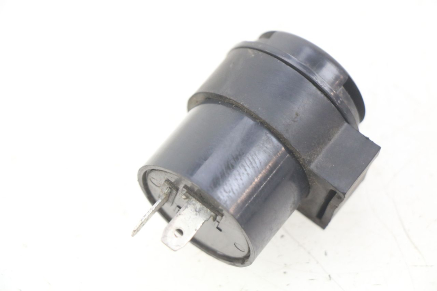photo de FLASHER RELAY PEUGEOT KISBEE 2T 50 (2010 - 2017) - Component detail