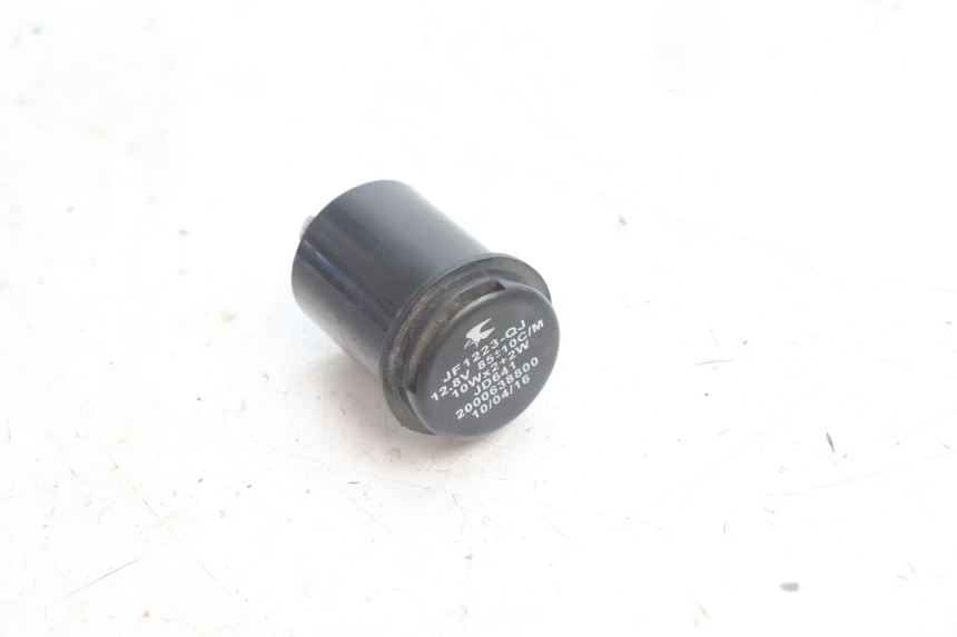 photo de FLASHER RELAY PEUGEOT KISBEE 2T 50 (2010 - 2017) - Component detail