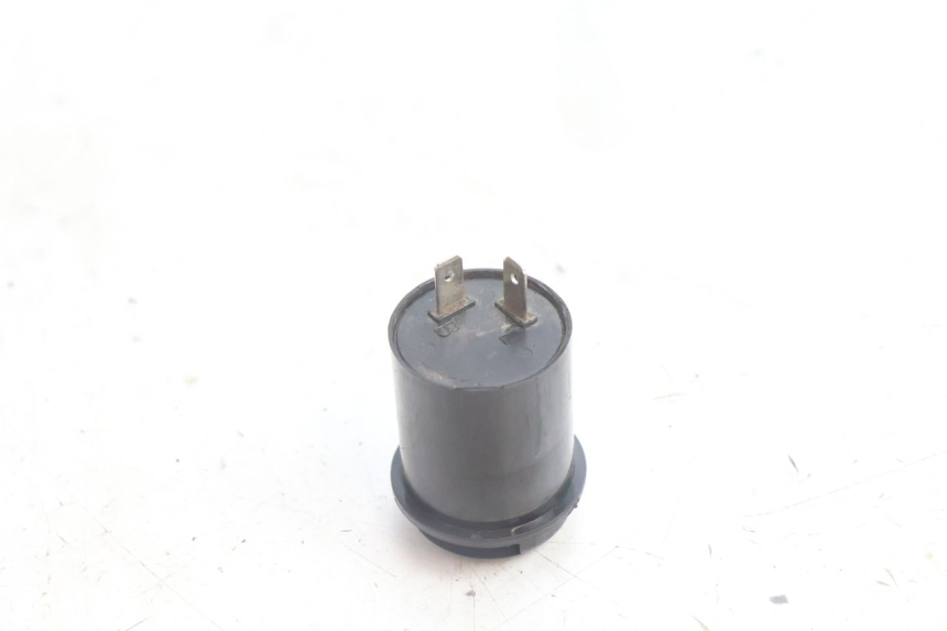 photo de FLASHER RELAY PEUGEOT KISBEE 2T 50 (2010 - 2017) - Alternative perspective