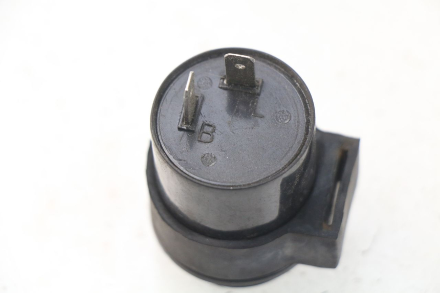 photo de FLASHER RELAY PEUGEOT KISBEE 4T 50 (2018 - 2022) - Component detail