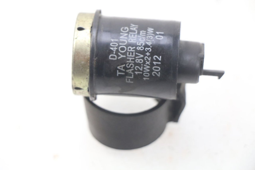 photo de TURN SIGNAL RELAY KYMCO LIKE 4T 50 (2009 - 2018) - Component detail