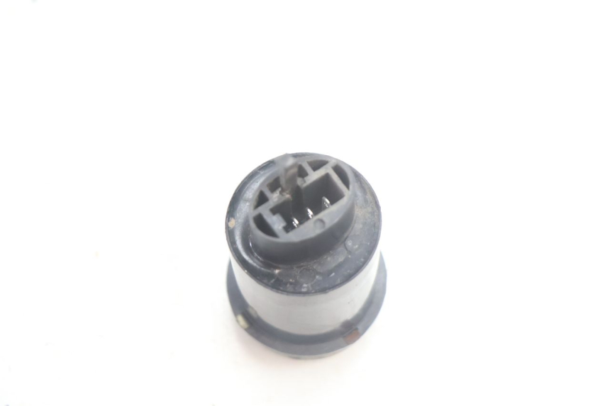 photo de TURN SIGNAL RELAY KYMCO LIKE 125 (2009 - 2016) - Zoom on usage condition