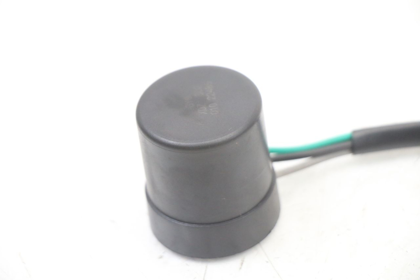 photo de TURN SIGNAL RELAY LONGJIA SHARPY 125 (2020 - 2024) - Component detail