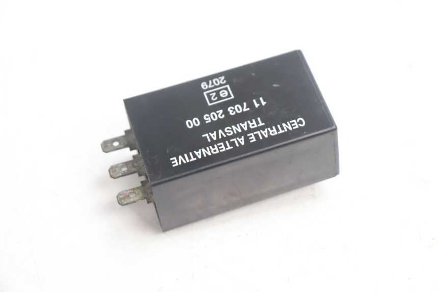 photo de TURN SIGNAL RELAY PEUGEOT LUDIX ONE 50 (2004 - 2013) - Component detail