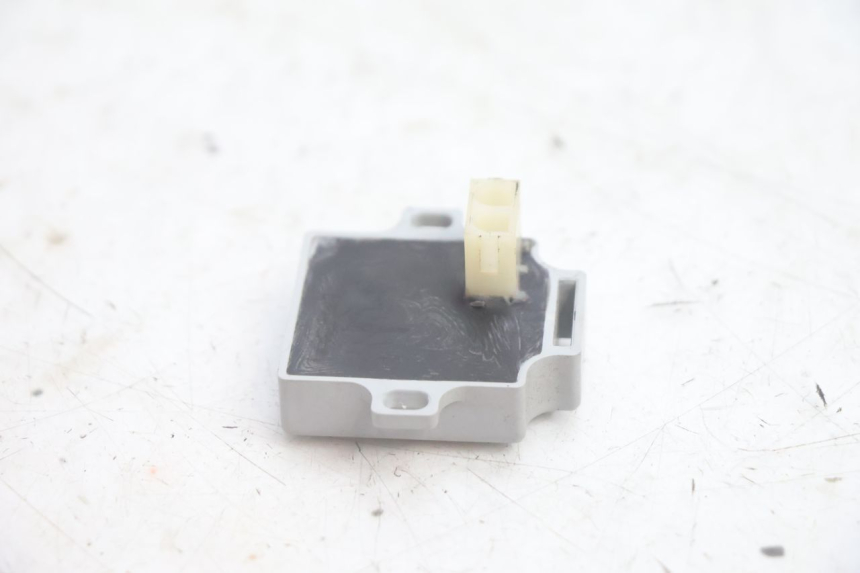 photo de TURN SIGNAL RELAY MBK MACH G AC 50 (2002 - 2014) - Zoom on usage condition