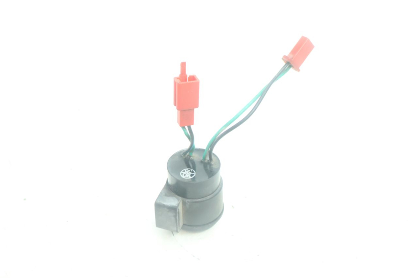 photo de TURN SIGNAL RELAY SYM MIO 50 (2005 - 2010) - Alternative perspective