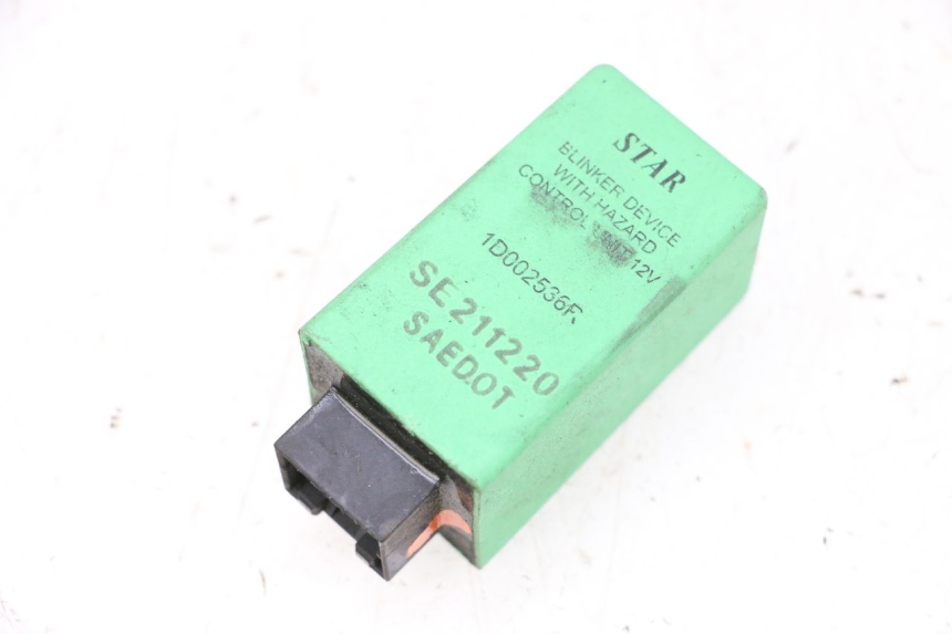 photo de TURN SIGNAL RELAY PIAGGIO MP3 HPE 300 (2019 - 2026) - Technical close-up