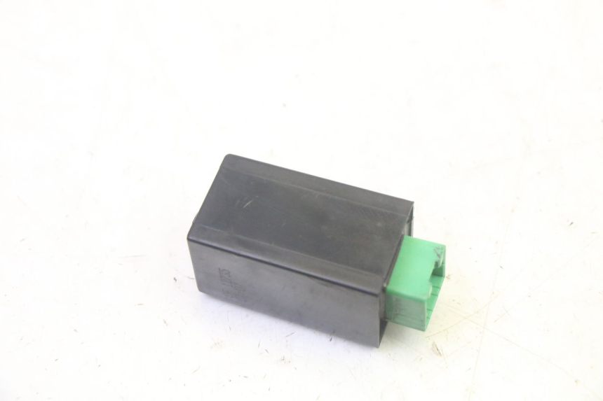 photo de TURN SIGNAL RELAY PIAGGIO MP3 125 (2006 - 2014) - Zoom on usage condition