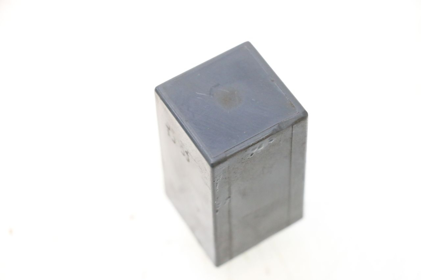photo de TURN SIGNAL RELAY PIAGGIO MP3 RL 250 (2006 - 2010) - Alternative perspective