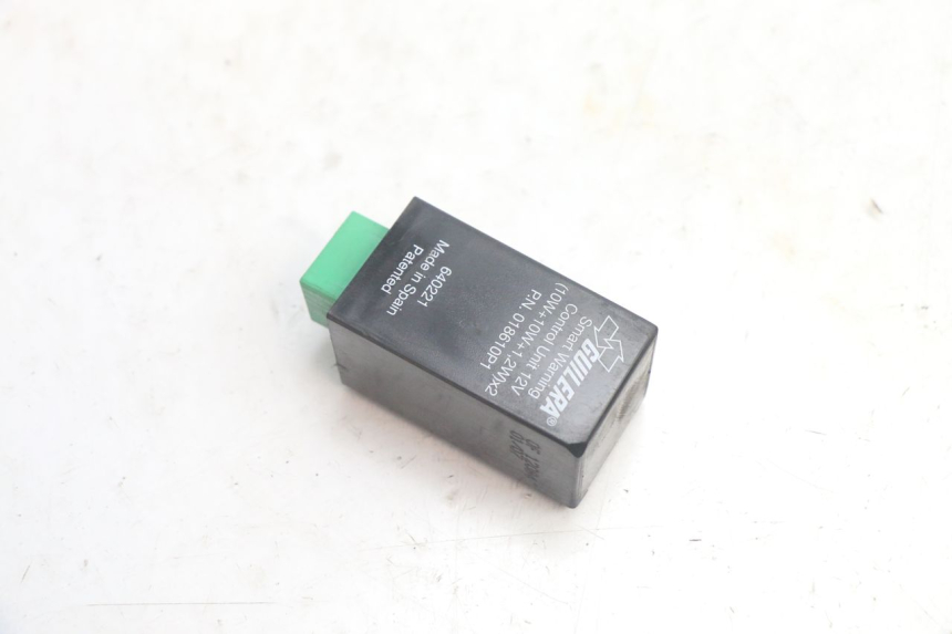 photo de TURN SIGNAL RELAY PIAGGIO MP3 125 (2006 - 2014) - Component detail