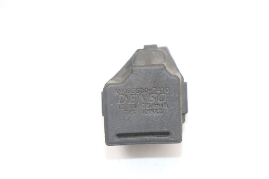 photo de TURN SIGNAL RELAY KAWASAKI NINJA 400 (2018 - 2023) - Component detail