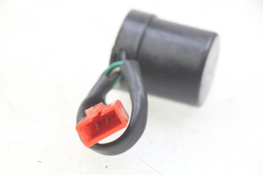 photo de FLASHER RELAY SELECT UP OCTALIS 125 (2007 - 2012) - Zoom on usage condition