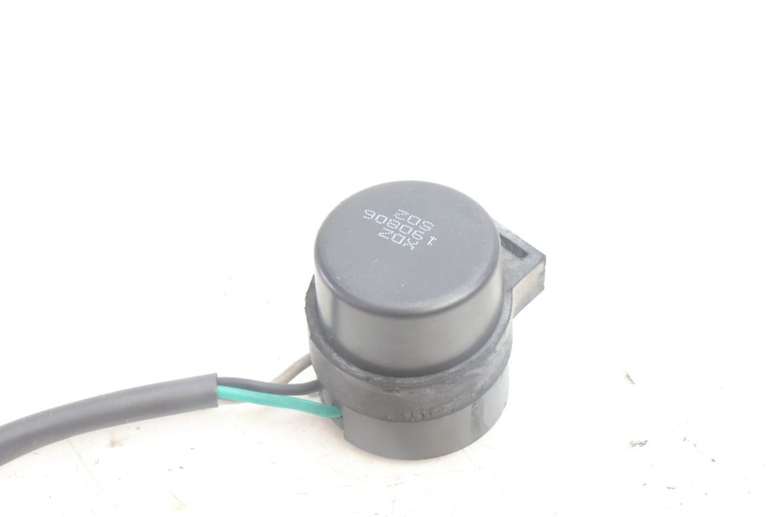 photo de FLASHER RELAY JM MOTORS OLDIES 4T 50 (2010 - 2020) - Component detail