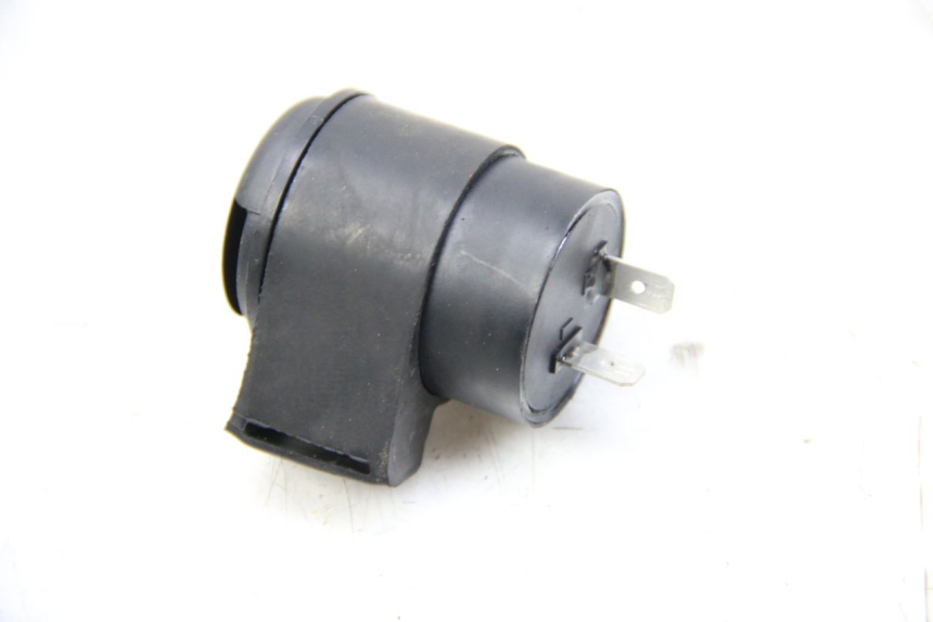 photo de TURN SIGNAL RELAY SYM ORBIT III 3 4T 50 (2021 - 2025) - Alternative perspective