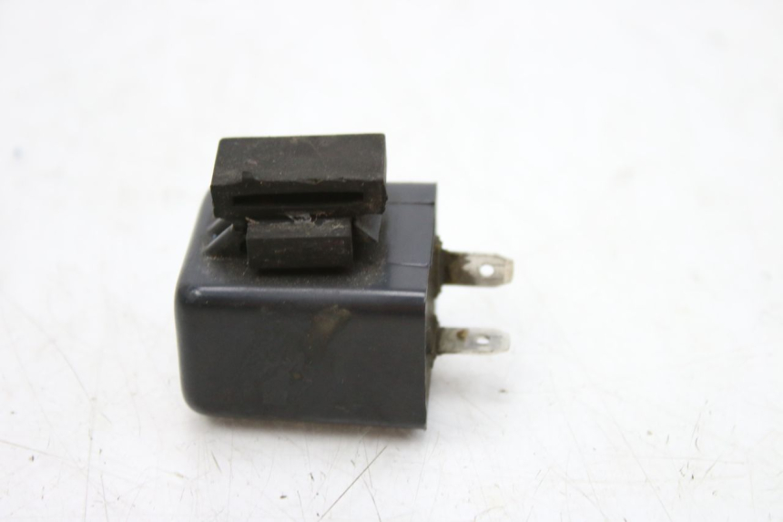 photo de FLASHER RELAY KEEWAY OUTLOOK 125 (2007 - 2013) - Technical close-up