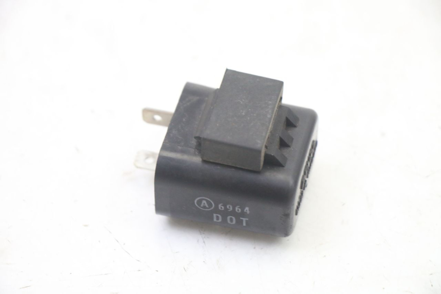 photo de TURN SIGNAL RELAY MBK OVETTO 4T 50 (2008 - 2016) - Zoom on usage condition