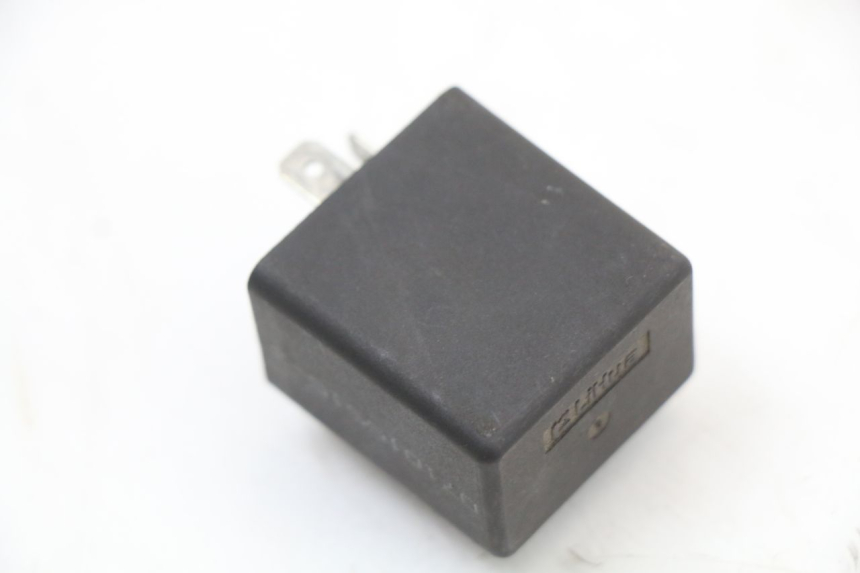 photo de FLASHER RELAY HONDA PCX (JF28) 125 (2009 - 2011) - Zoom on usage condition