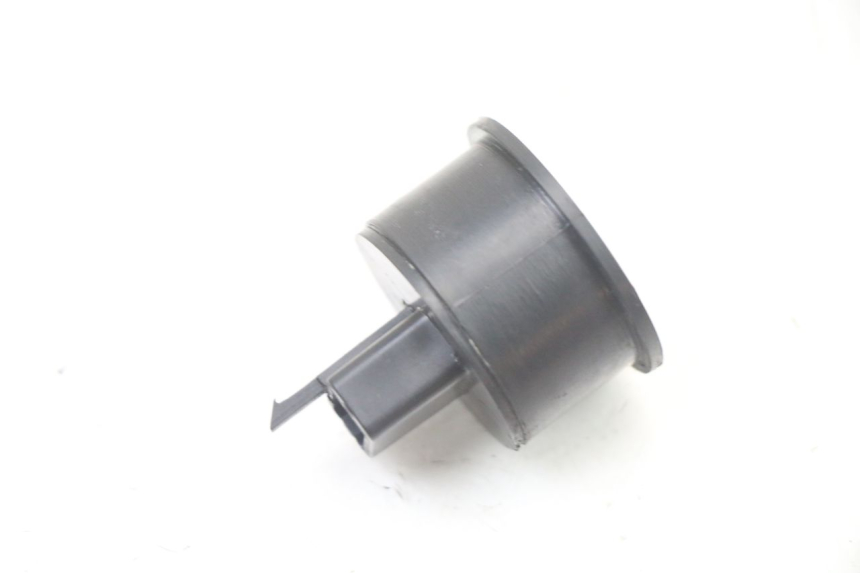 photo de FLASHER RELAY PEUGEOT ELYSTAR 50 (2002 - 2014) - Zoom on usage condition