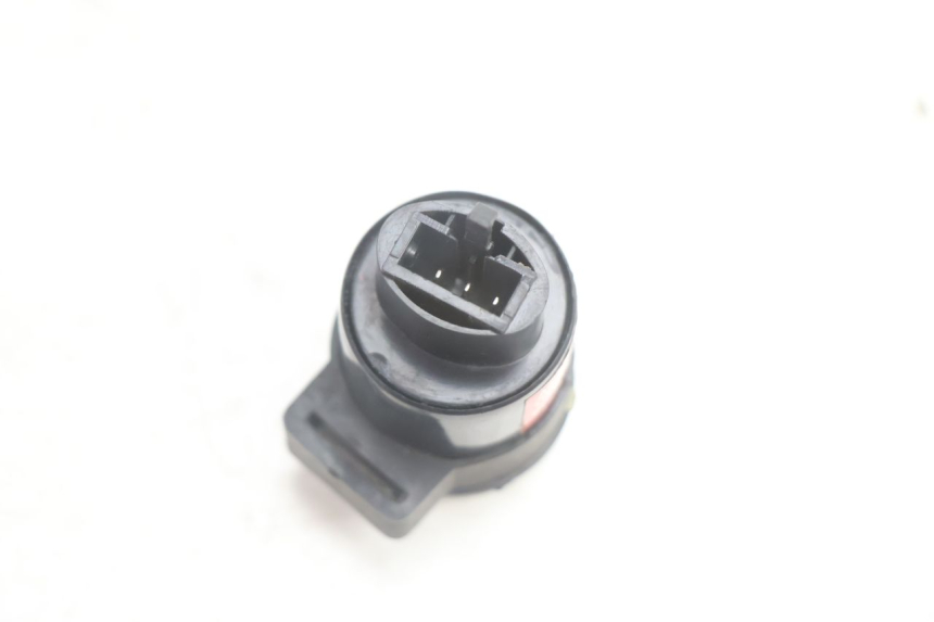 photo de TURN SIGNAL RELAY RAZZO QTR 50 (2011 - 2018) - Alternative perspective