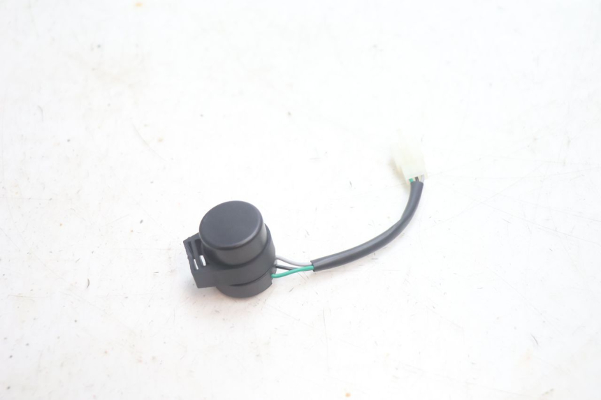 photo de TURN SIGNAL RELAY JM MOTORS R-MAX TECH 50 (2024 - 2026) - Zoom on usage condition