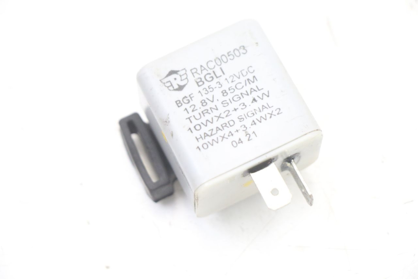 photo de TURN SIGNAL RELAY ROYAL ENFIELD HYMALAYAN 410 (2016 - 2023) - Main view