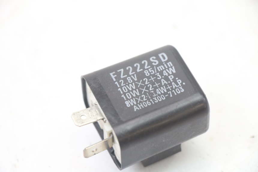 photo de TURN SIGNAL RELAY APRILIA RS 50 (1999 - 2005) - Main view