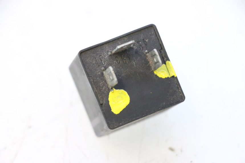 photo de TURN SIGNAL RELAY MZ RT 125 (2000 - 2008) - Zoom on usage condition