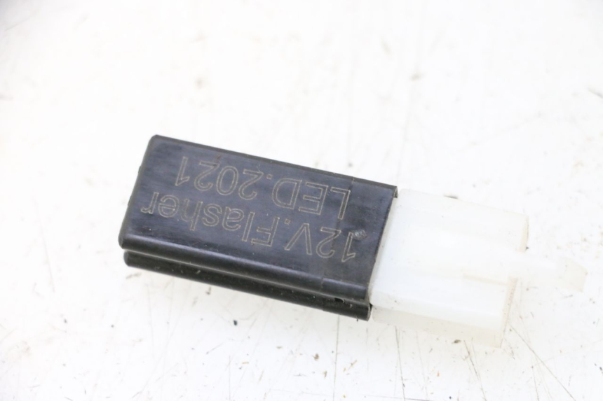 photo de TURN SIGNAL RELAY BAIKU SAKURA 1 (2021 - 2025) - Main view