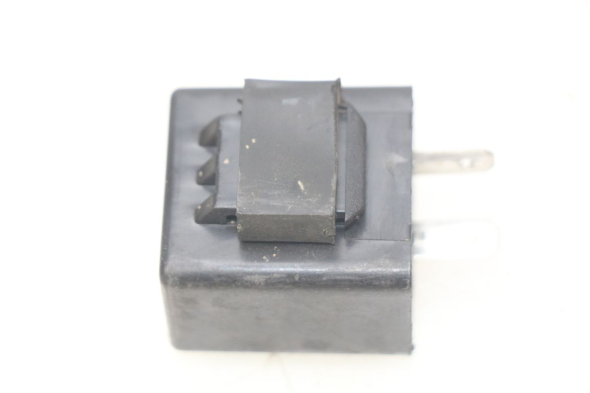 photo de FLASHER RELAY YAMAHA SLIDER NAKED 50 (2004 - 2018) - Zoom on usage condition