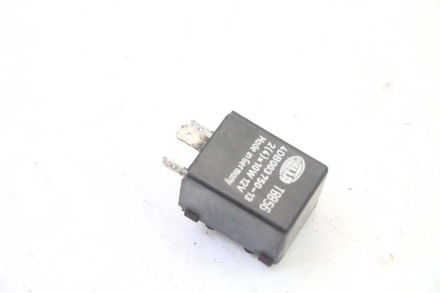 photo de TURN SIGNAL RELAY TRIUMPH SPRINT 900 (1995 - 1998) - Component detail