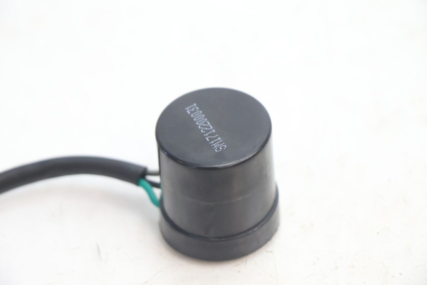 photo de TURN SIGNAL RELAY VASTRO STREET S 50 (2016 - 2021) - Component detail