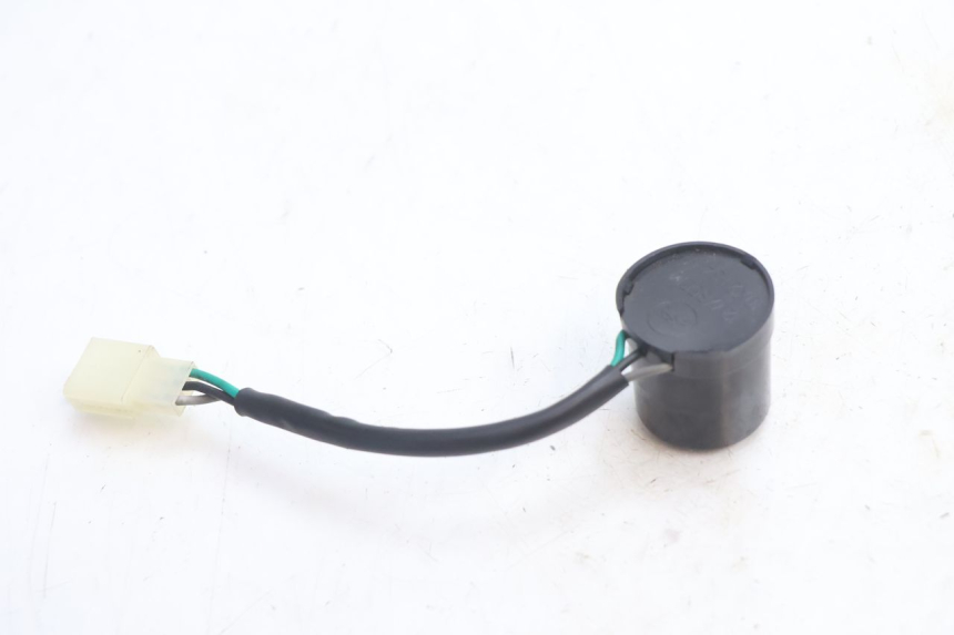 photo de TURN SIGNAL RELAY VASTRO STREET S 50 (2016 - 2021) - Zoom on usage condition