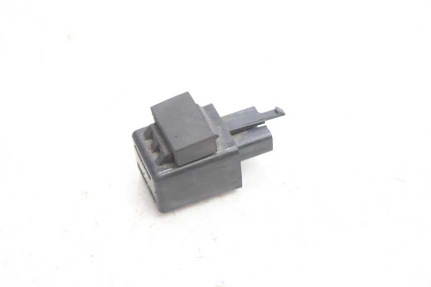 photo de TURN SIGNAL RELAY KYMCO SUPER 8 2T 50 (2007 - 2013) - Zoom on usage condition