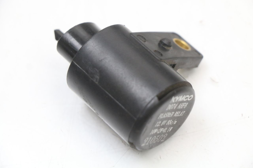 photo de TURN SIGNAL RELAY KYMCO SUPER 8 4T 50 (2021 - 2024) - Component detail