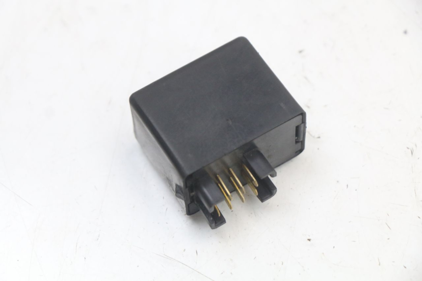 photo de TURN SIGNAL RELAY SUZUKI GSR 750 (2011 - 2017) - Main view