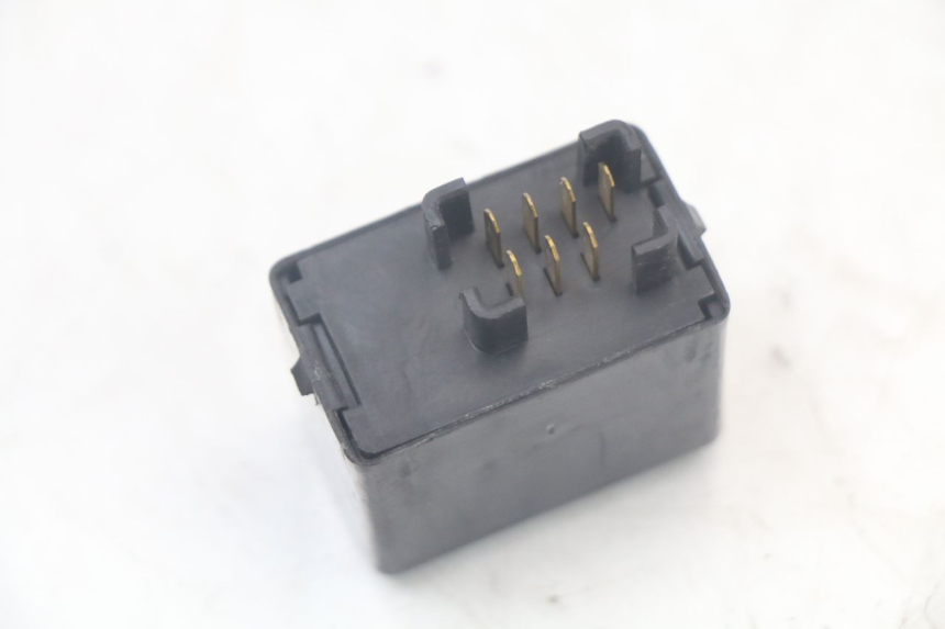 photo de FLASHER RELAY SUZUKI SV N 650 (1999 - 2002) - Zoom on usage condition
