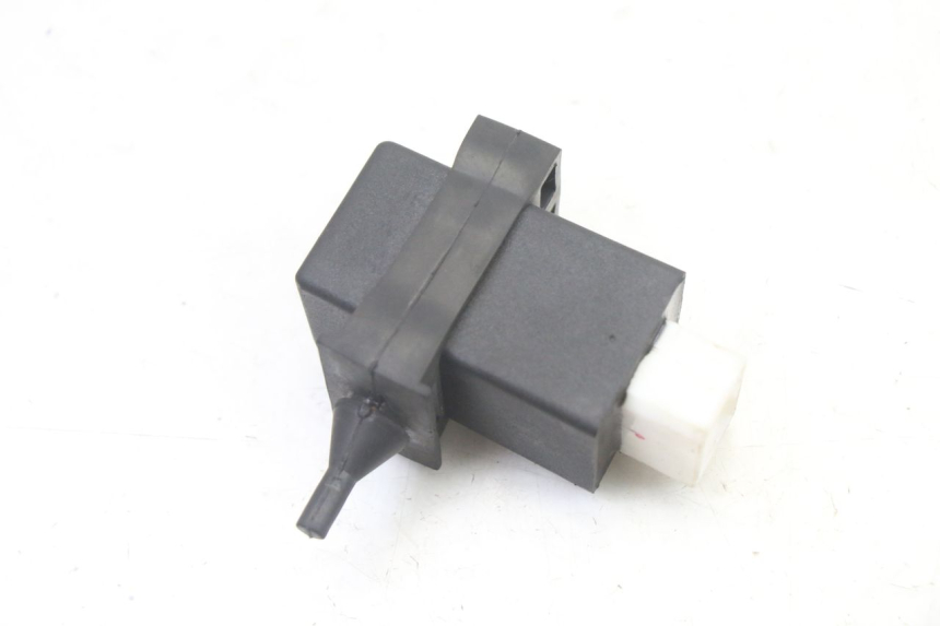 photo de FLASHER RELAY APRILIA SXR 50 (2021 - 2023) - Component detail