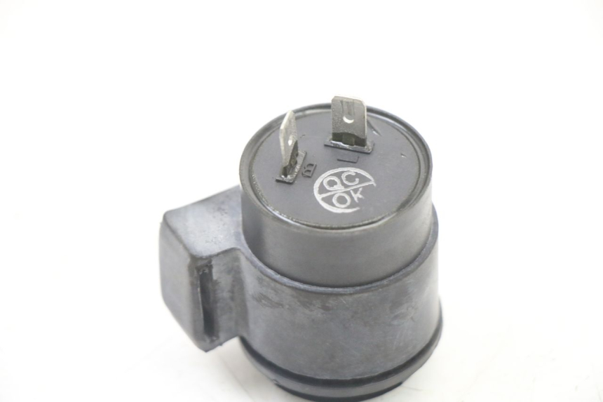 photo de FLASHER RELAY SYM ORBIT 2 4T 50 (2008 - 2017) - Zoom on usage condition