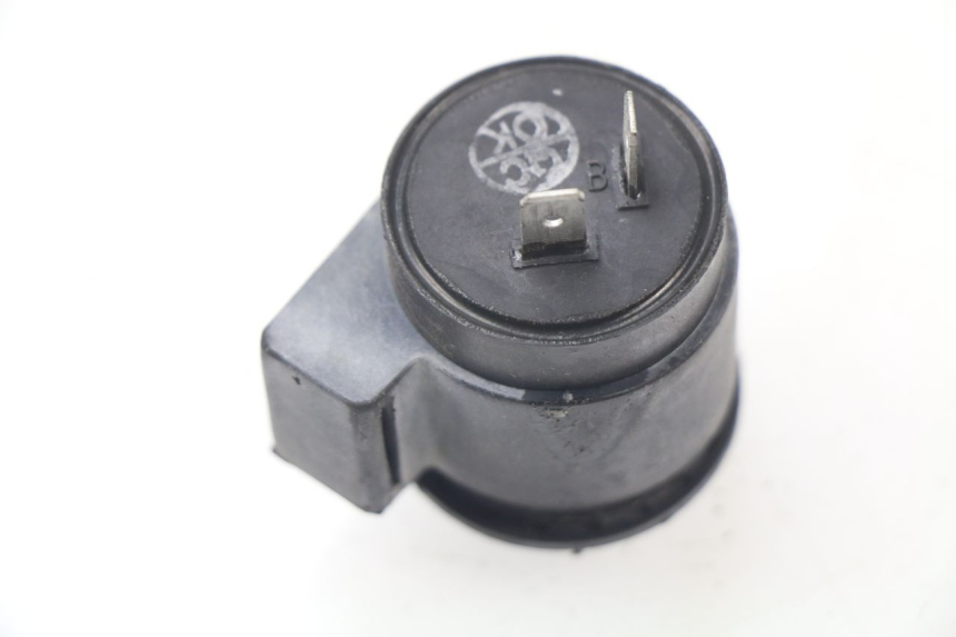 photo de TURN SIGNAL RELAY SYM SYMPHONY 50 (2009 - 2015) - Zoom on usage condition