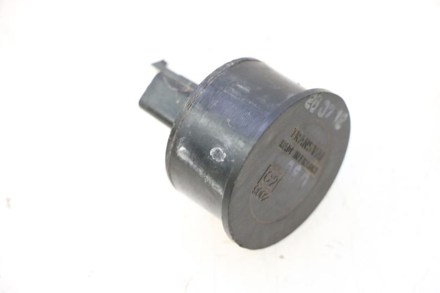 photo de FLASHER RELAY PEUGEOT TKR TREKKER FURIOUS 50 (2005 - 2014) - Zoom on usage condition