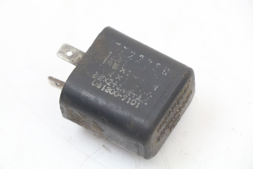 photo de TURN SIGNAL RELAY SUZUKI TS X 80 (1984 - 1988) - Main view