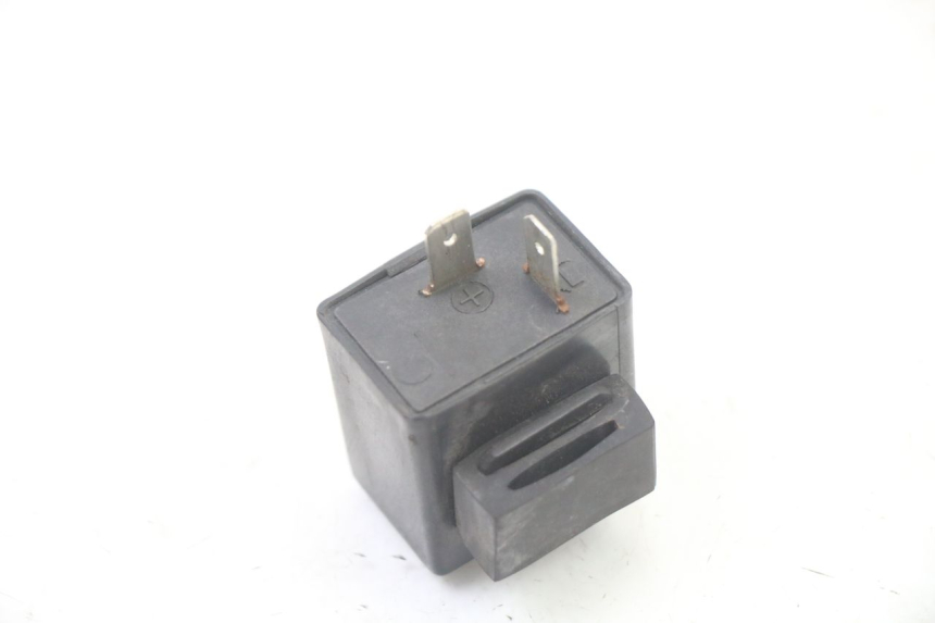 photo de FLASHER RELAY SUZUKI UH BURGMAN 125 (2002 - 2006) - Zoom on usage condition