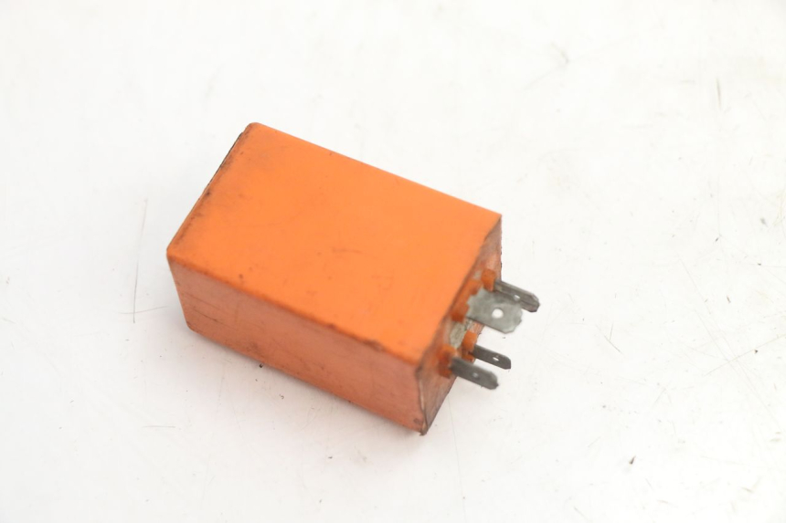 photo de TURN SIGNAL RELAY PIAGGIO VESPA PK FL 2T 50 (1990 - 1996) - Main view