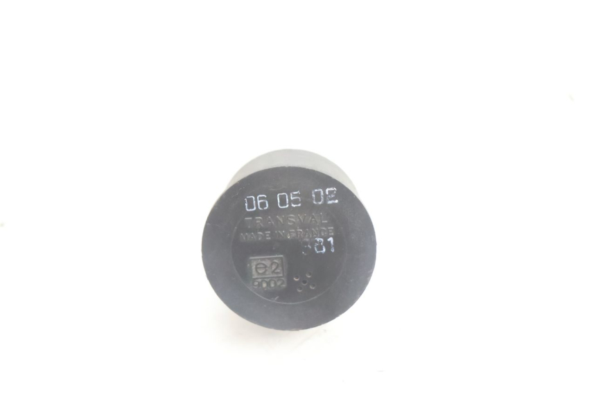 photo de TURN SIGNAL RELAY PEUGEOT VIVACITY 100 (1999 - 2008) - Alternative perspective