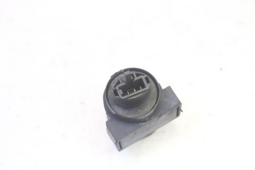 photo de FLASHER RELAY DAELIM VJ ROADWIN FI 125 (2008 - 2017) - Alternative perspective